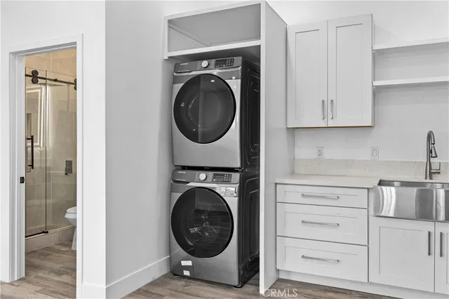 $2,500 | 19613 Lanark Street, Unit 1/2, Reseda, CA 91335