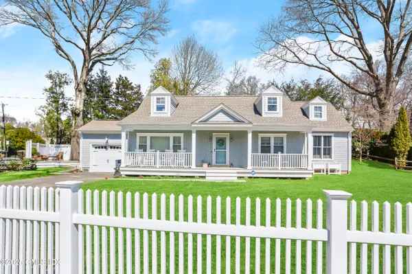 $12,000 | 8 Perry Place, Riverside, CT 06878