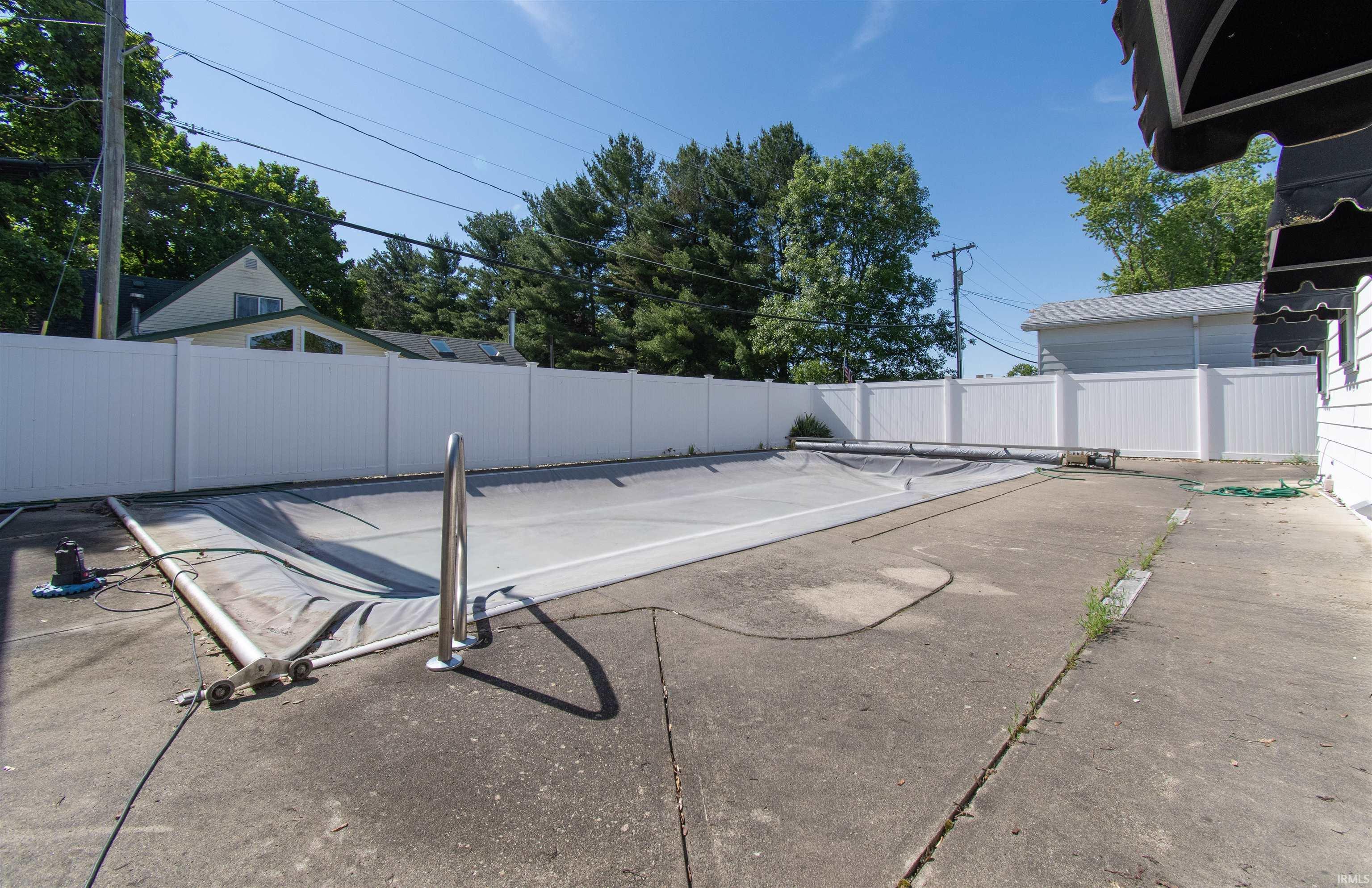205 Baum Street Avilla, IN 46710 - Photo 3 of 35