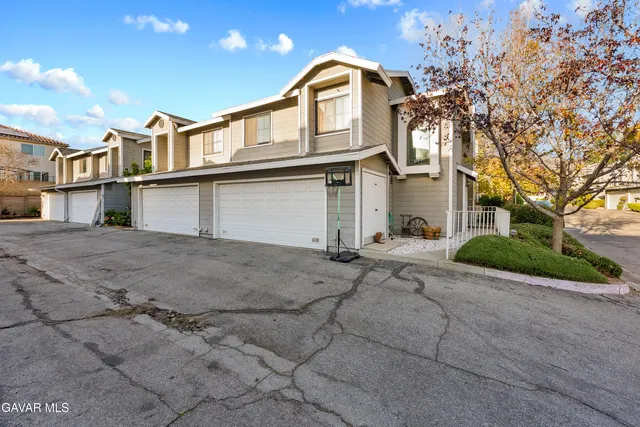 a view of a large building