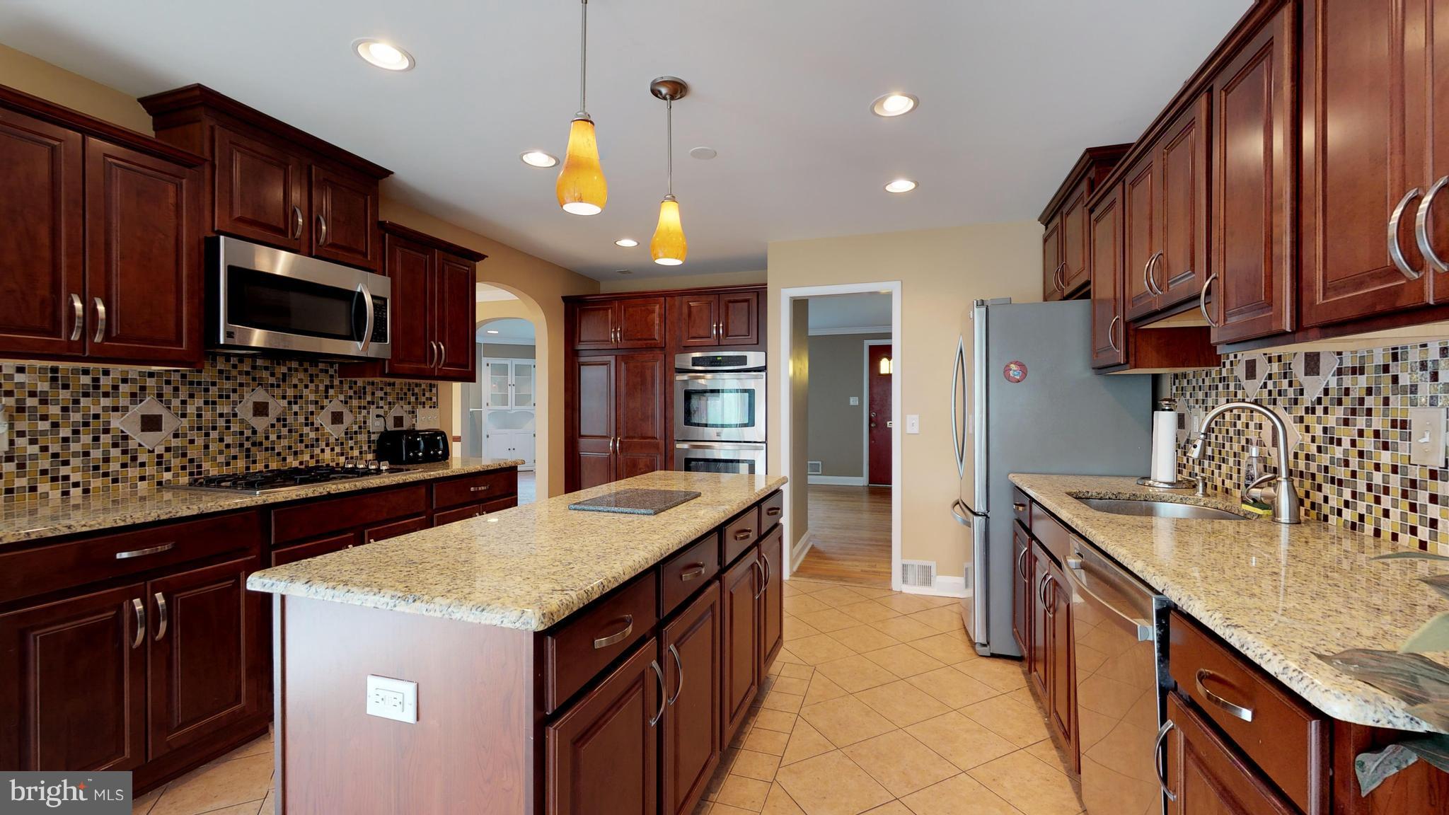 545 Brook Road Towson, MD 21286 - Photo 12 of 30 Kitchen