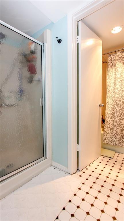 2034 Swallow Hill Road, Unit 214 Pittsburgh, PA 15220 - Photo 18 of 22 Gallery Image 18