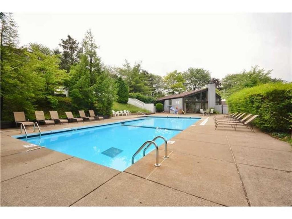 2034 Swallow Hill Road, Unit 214 Pittsburgh, PA 15220 - Photo 21 of 22 Gallery Image 21