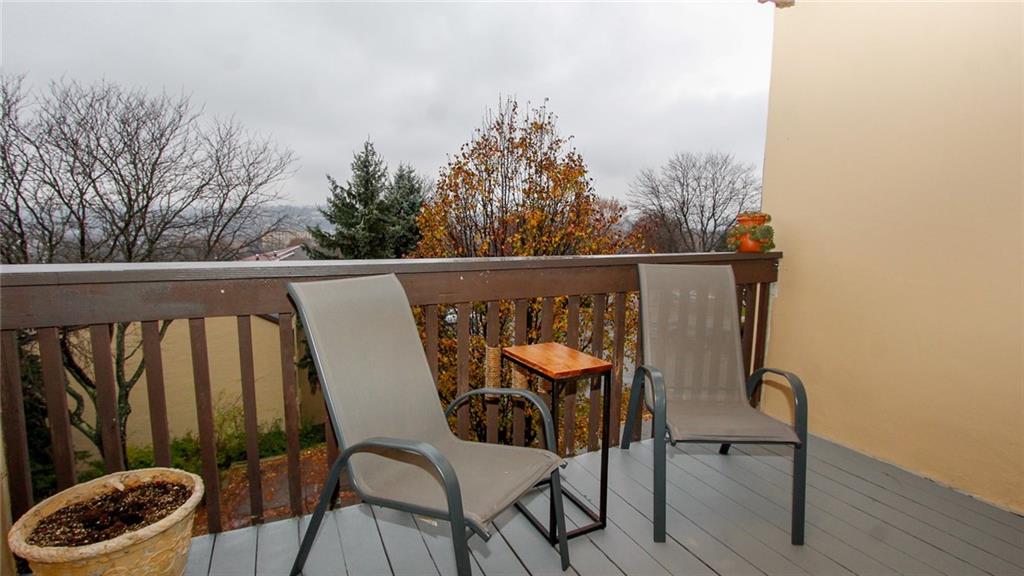 2034 Swallow Hill Road, Unit 214 Pittsburgh, PA 15220 - Photo 8 of 22 Gallery Image 8