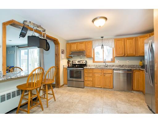 33 Audrea Road Framingham, MA 01701 - Photo 7 of 30