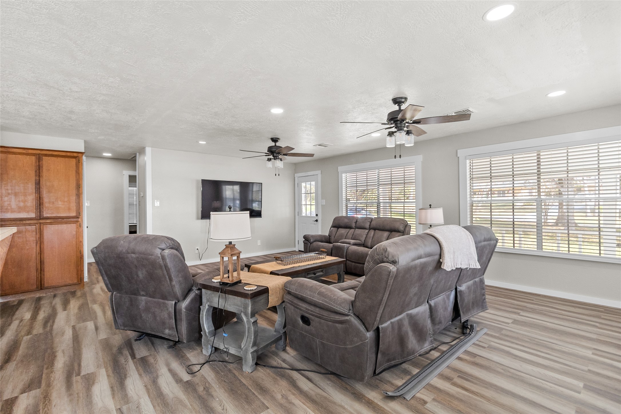 159 Yacht Circle Trinity, TX 75862 - Photo 5 of 28
