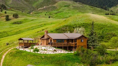 $2,500,000 | 88 Lower Hideaway Lane, Sheridan, WY 82801