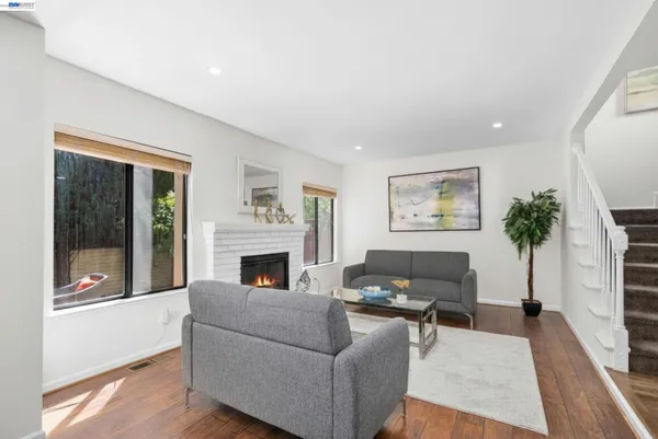 $994,999 | 18 Gazania Terrace, Fremont, CA 94536