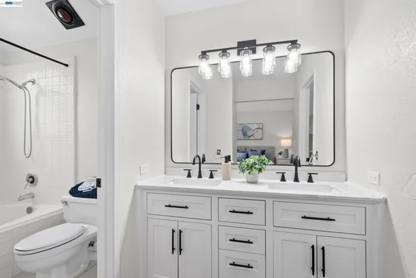 $994,999 | 18 Gazania Terrace, Fremont, CA 94536