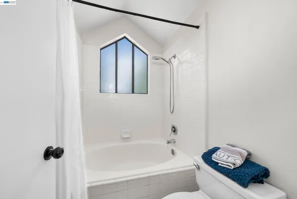 $994,999 | 18 Gazania Terrace, Fremont, CA 94536