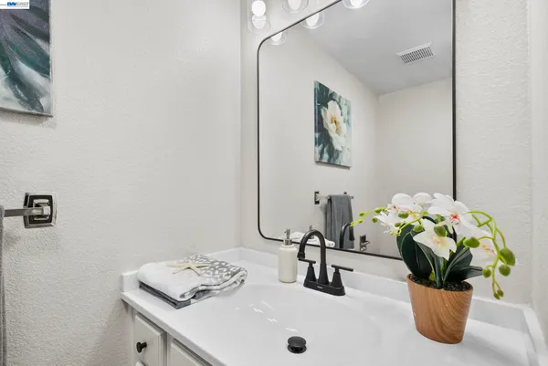 $994,999 | 18 Gazania Terrace, Fremont, CA 94536