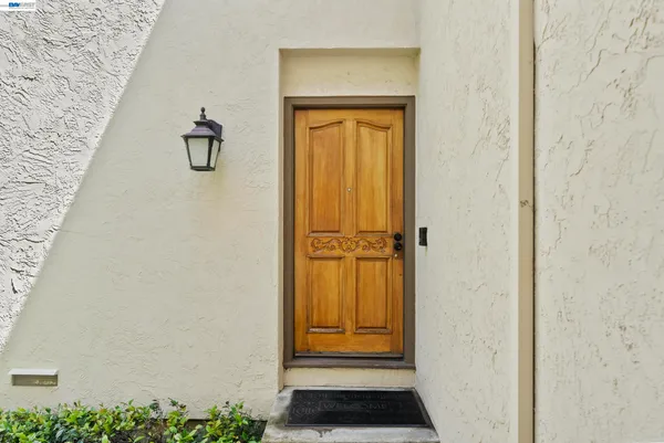 $994,999 | 18 Gazania Terrace, Fremont, CA 94536