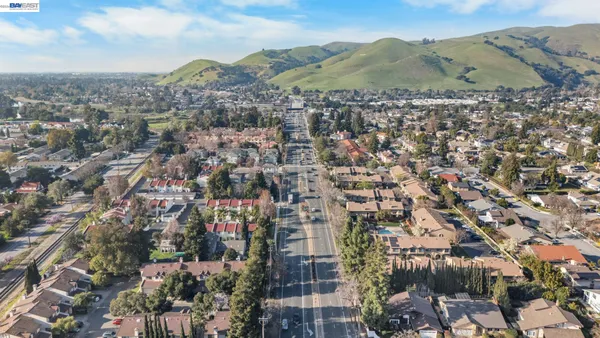 $994,999 | 18 Gazania Terrace, Fremont, CA 94536