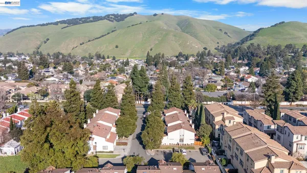 $994,999 | 18 Gazania Terrace, Fremont, CA 94536