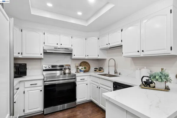 $994,999 | 18 Gazania Terrace, Fremont, CA 94536