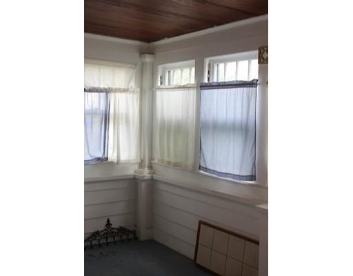 148 Denver Street Springfield, MA 01109 - Photo 3 of 5 Gallery Image 3