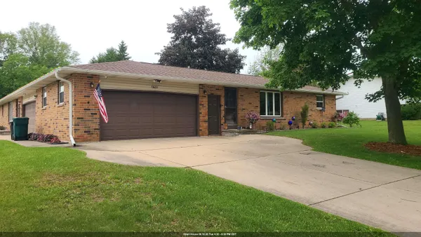 $430,000 | 1023 Rockwell Road, Green Bay, WI 54313