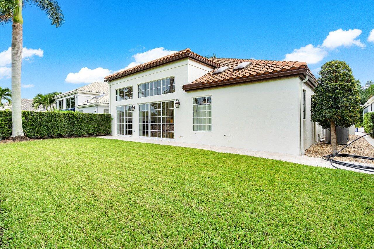 3589 Northwest Clubside Circle Boca Raton, FL 33496 - Photo 34 of 41 Backyard
