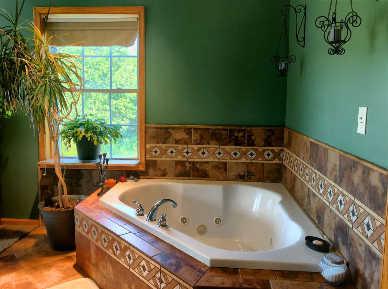 7127 Hawley Road Williamsburg, MI 49690 - Photo 18 of 52 1850455-17.JPG