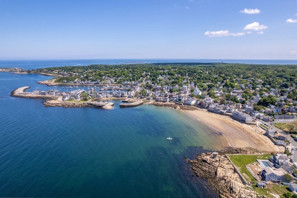 69 R Main Street Rockport, MA 01966 - Photo 31 of 35 Gallery Image 31