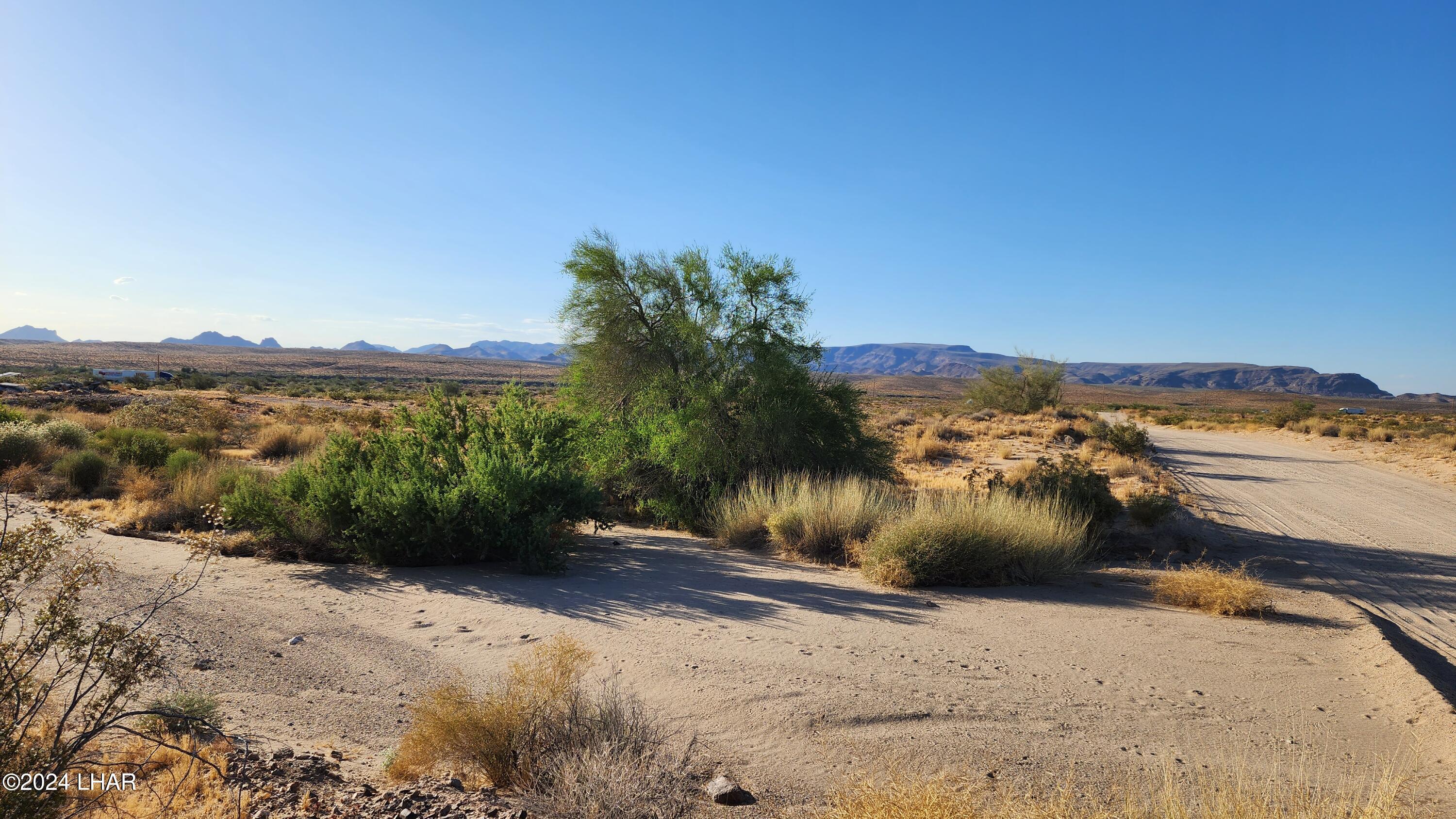 5.71-acres Frontage Road Yucca, AZ 86438 - Photo 24 of 27 20230601_180428