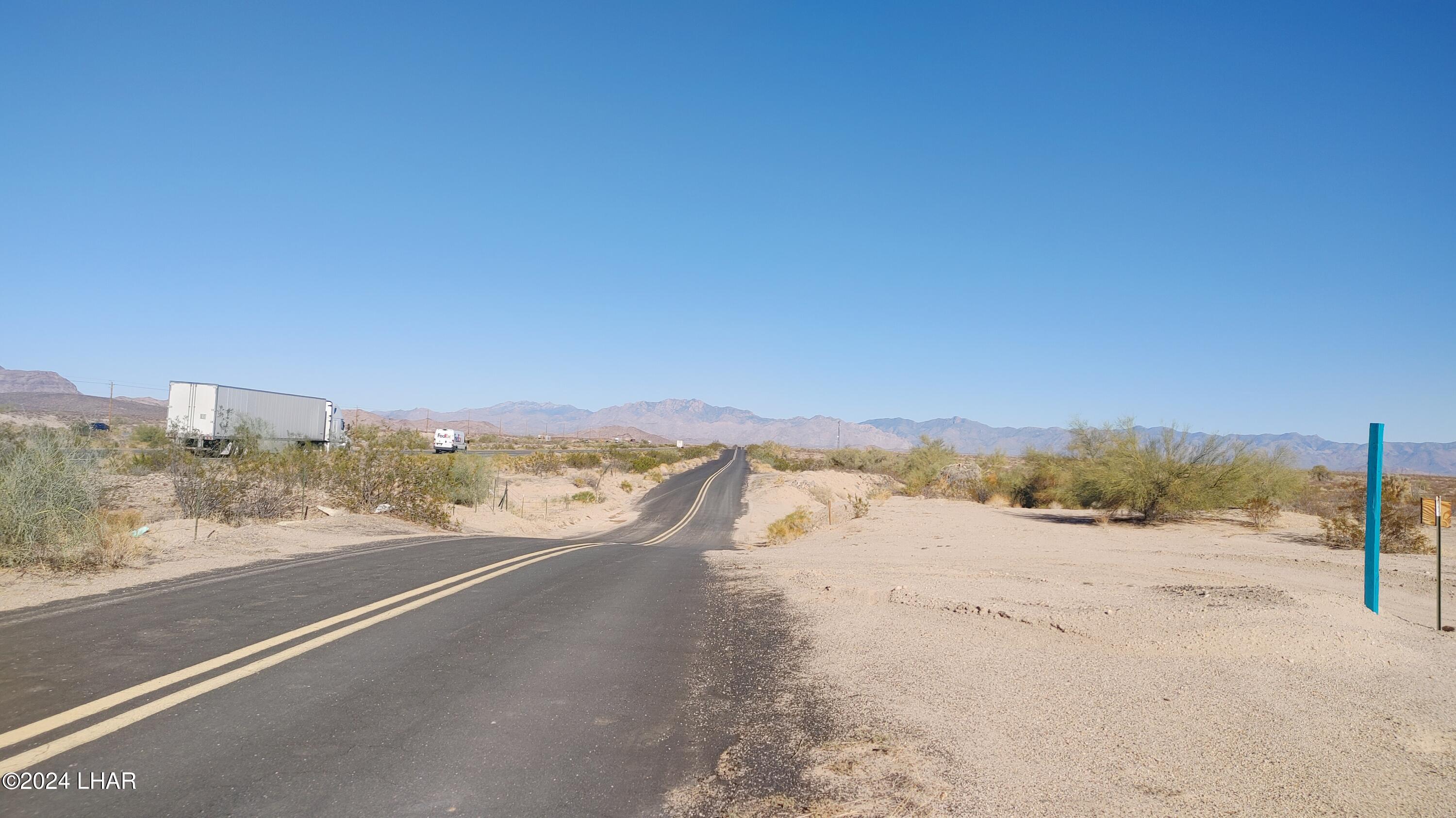 5.71-acres Frontage Road Yucca, AZ 86438 - Photo 25 of 27 1211211431f