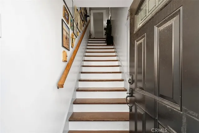 $1,049,000 | 1728 East Florida Street, Long Beach, CA 90802