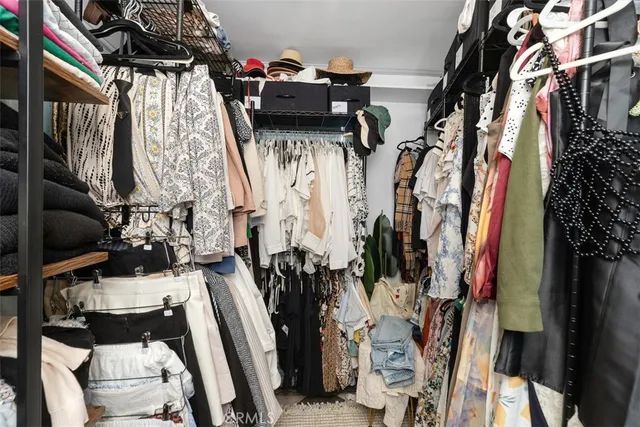 $1,049,000 | 1728 East Florida Street, Long Beach, CA 90802