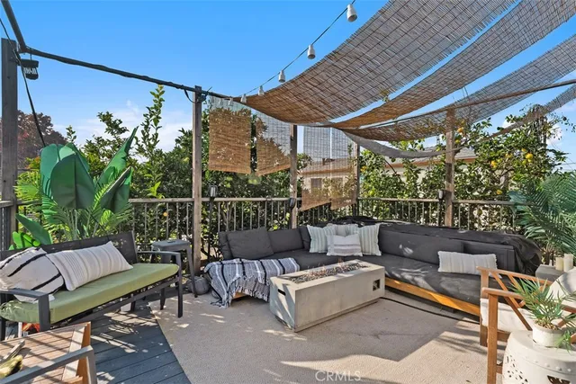 $1,049,000 | 1728 East Florida Street, Long Beach, CA 90802