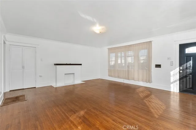 $1,049,000 | 1728 East Florida Street, Long Beach, CA 90802