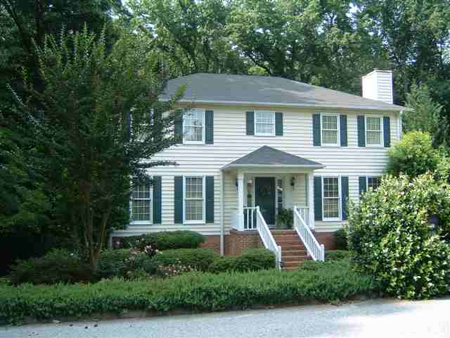 121 Wallingford Road Greenville, SC 29609 - Photo 3 of 25 Gallery Image 3