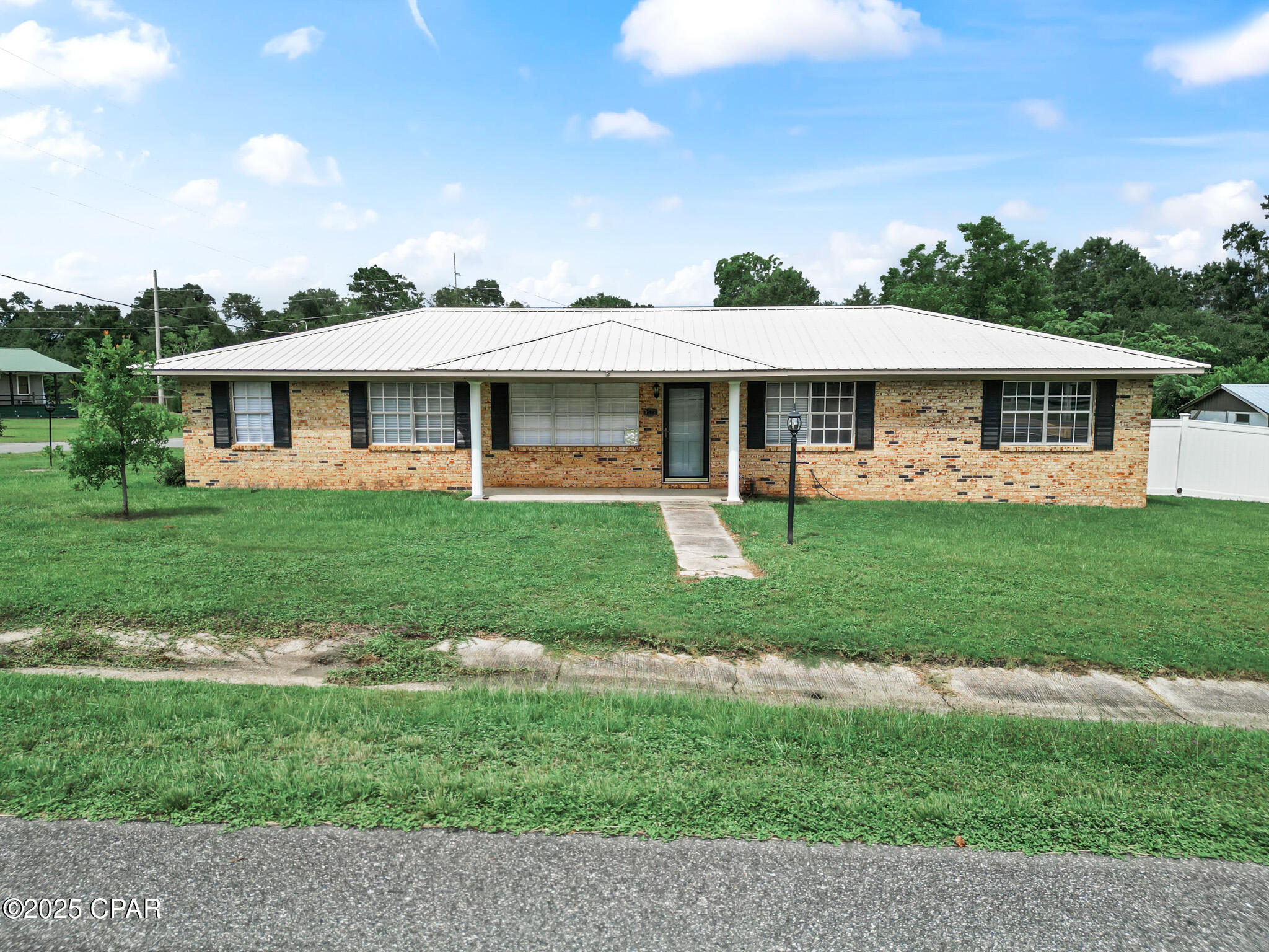 3572 Highway 69 Grand Ridge, FL 32442 - Photo 39 of 39 Gallery Image 39