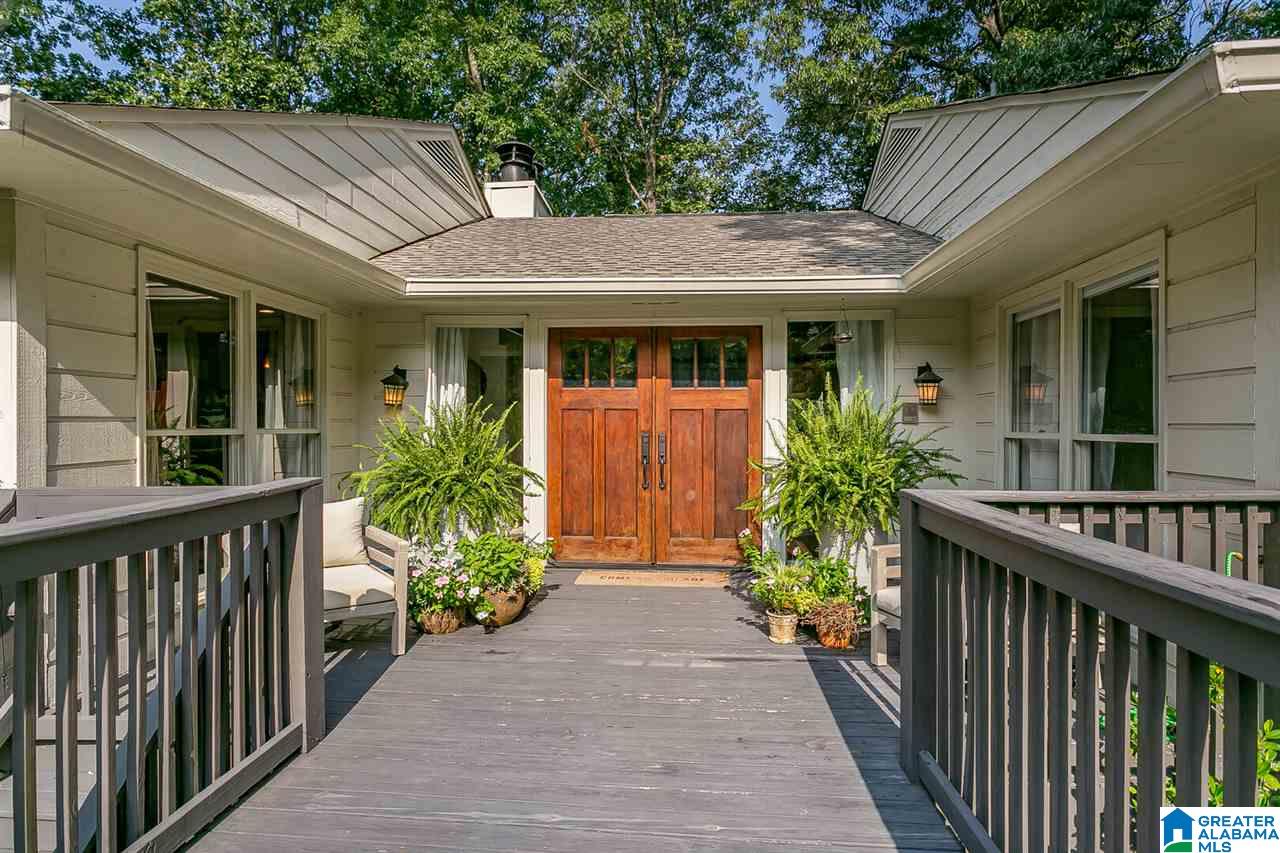 5020 Kerry Downs Road Birmingham, AL 35242 - Photo 2 of 29