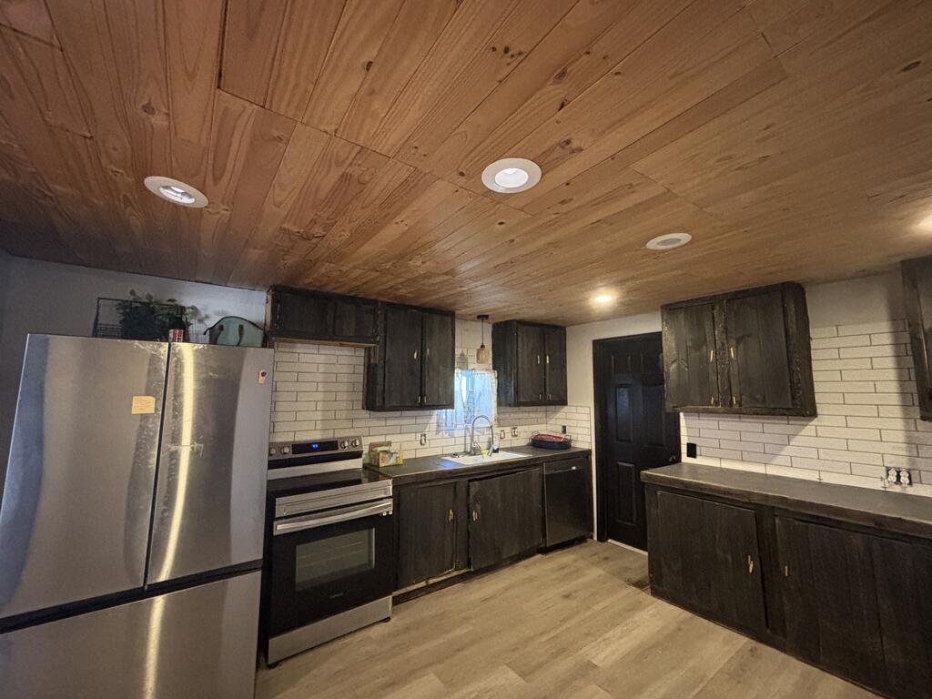 3059 Grandview Road Beaver, WV 25813 - Photo 4 of 18 Gallery Image 4