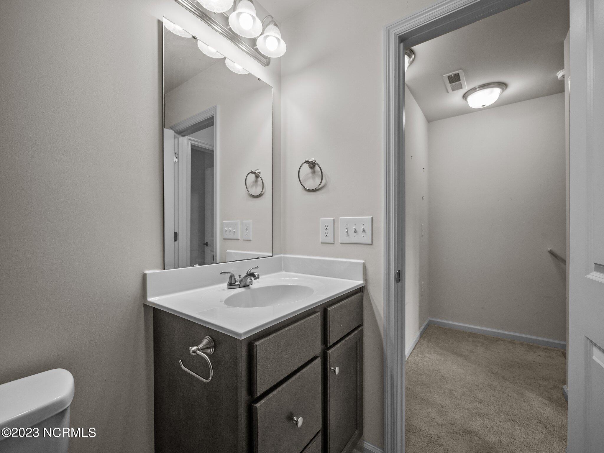 434 Sullivan Loop Road Midway Park, NC 28544 - Photo 24 of 34 28-web-or-mls-M1B12057