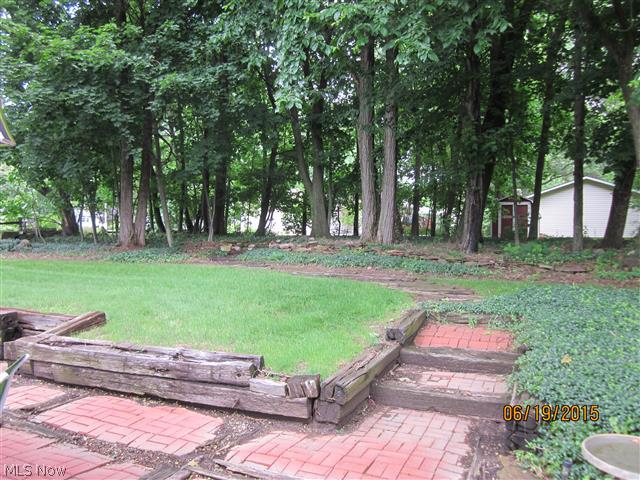 243 Lester Road New Franklin, OH 44319 - Photo 4 of 22