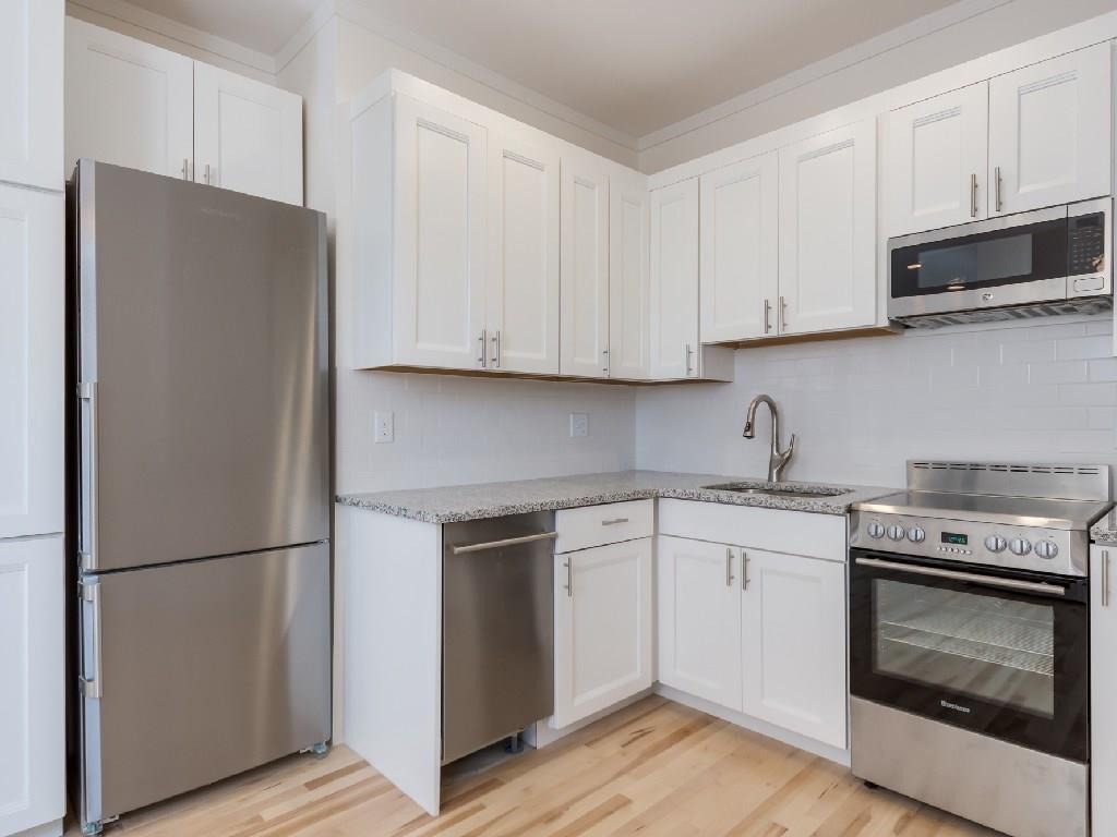 137 Spring Street, Unit 5 Portland, ME 04101 - Photo 18 of 23 Photo