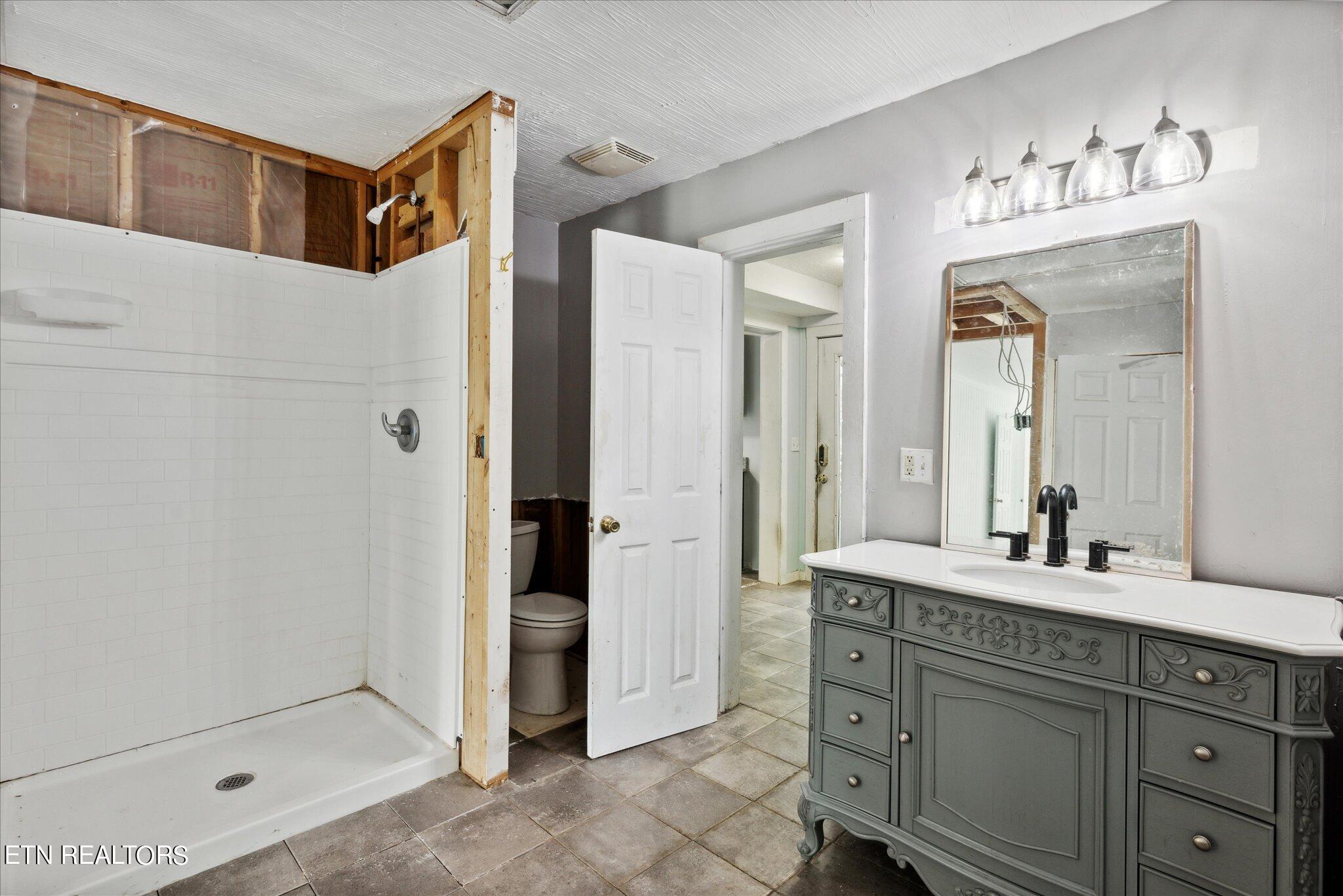 856 Little Berry Way Del Rio, TN 37727 - Photo 20 of 38 18-IMG_0066