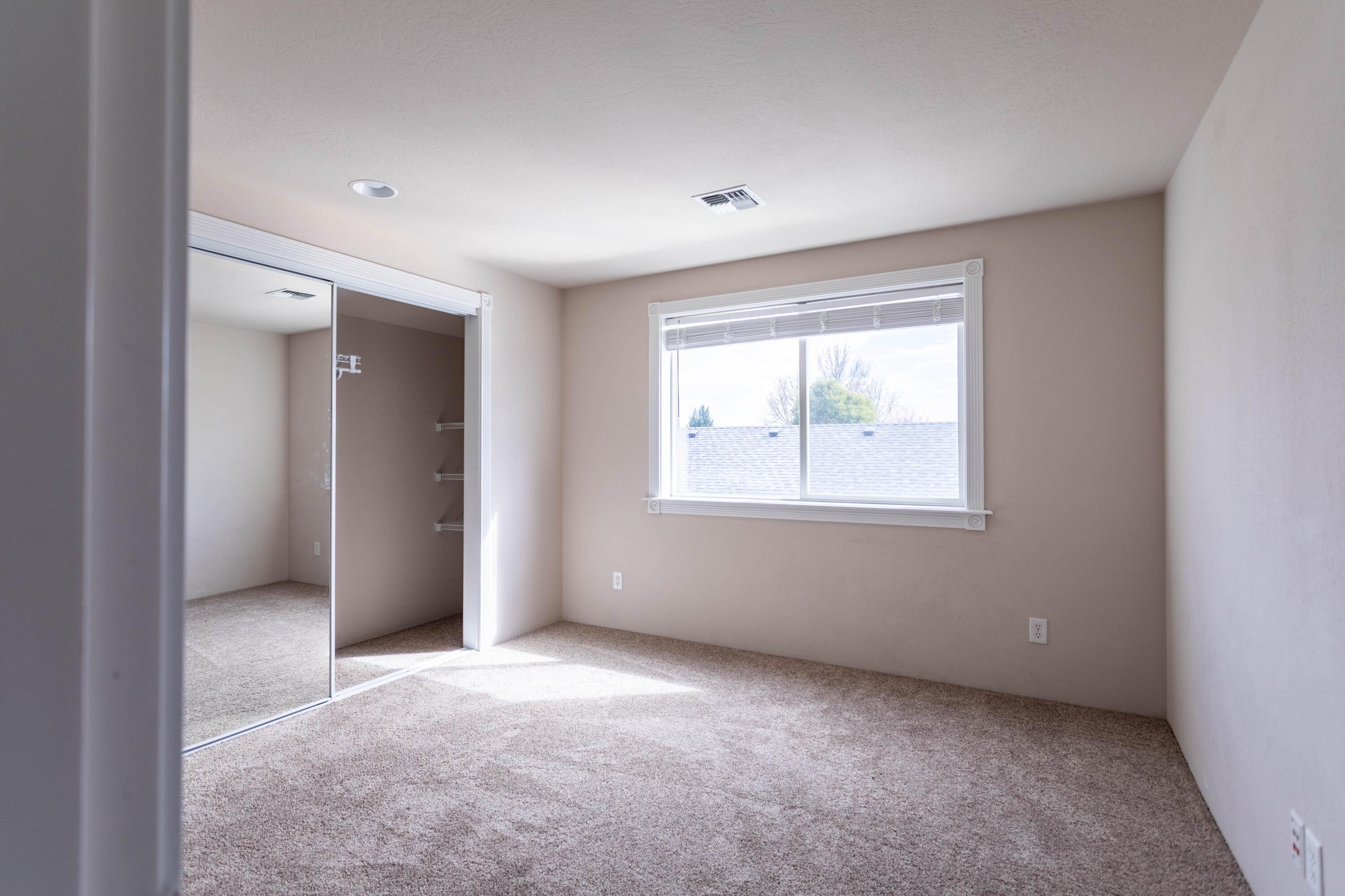 515 Ridgeway Avenue Central Point, OR 97502 - Photo 23 of 31 23