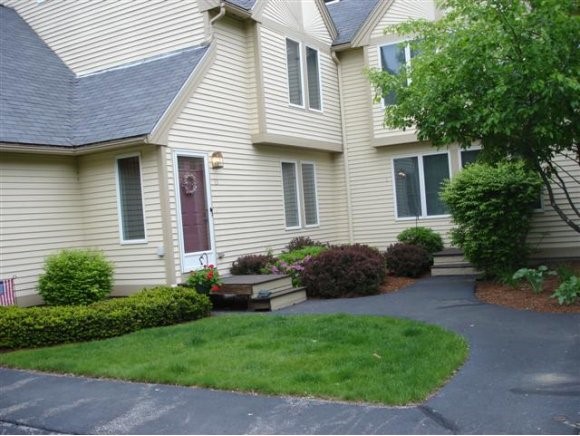 15 Preston Field Road, Unit 15 Nashua, NH 03064 - Photo 1 of 1
