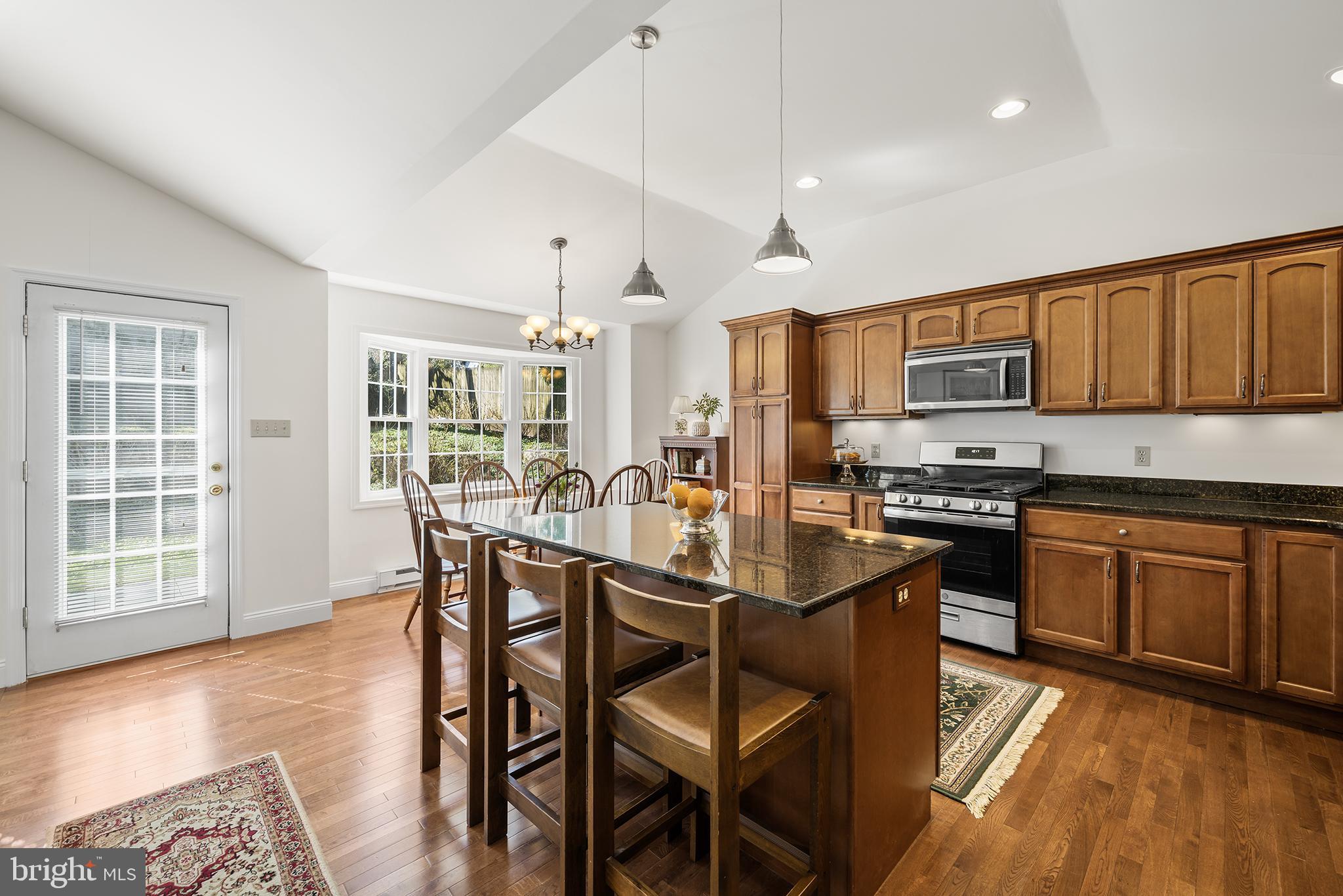 137 Barcladen Road Bryn Mawr, PA 19010 - Photo 14 of 36 Rich wood cabinetry