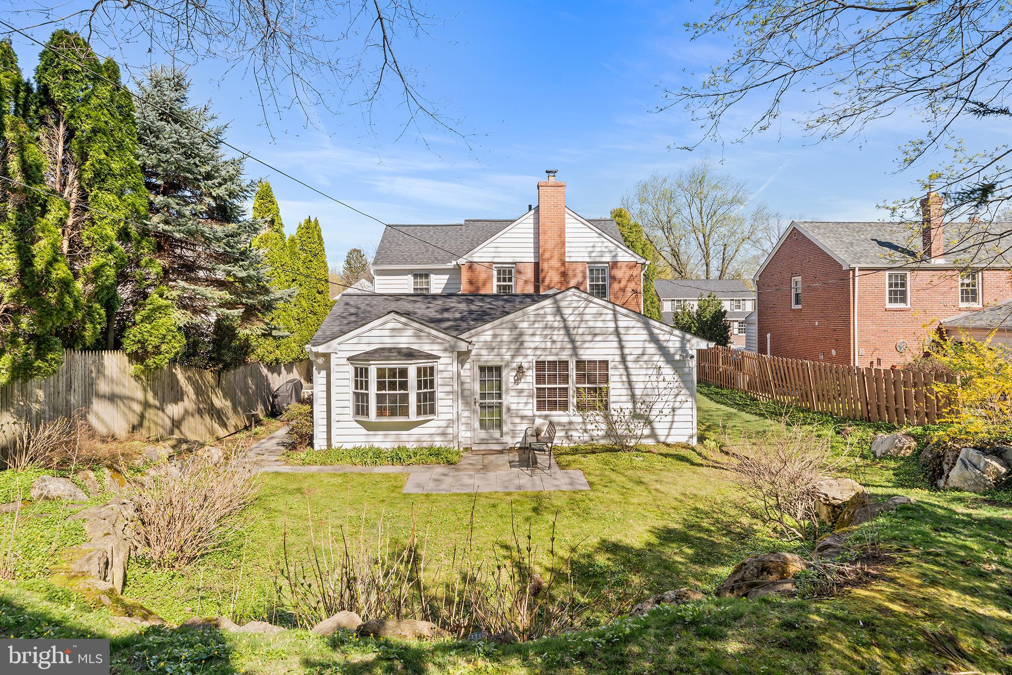 137 Barcladen Road Bryn Mawr, PA 19010 - Photo 2 of 36 Large rear addition