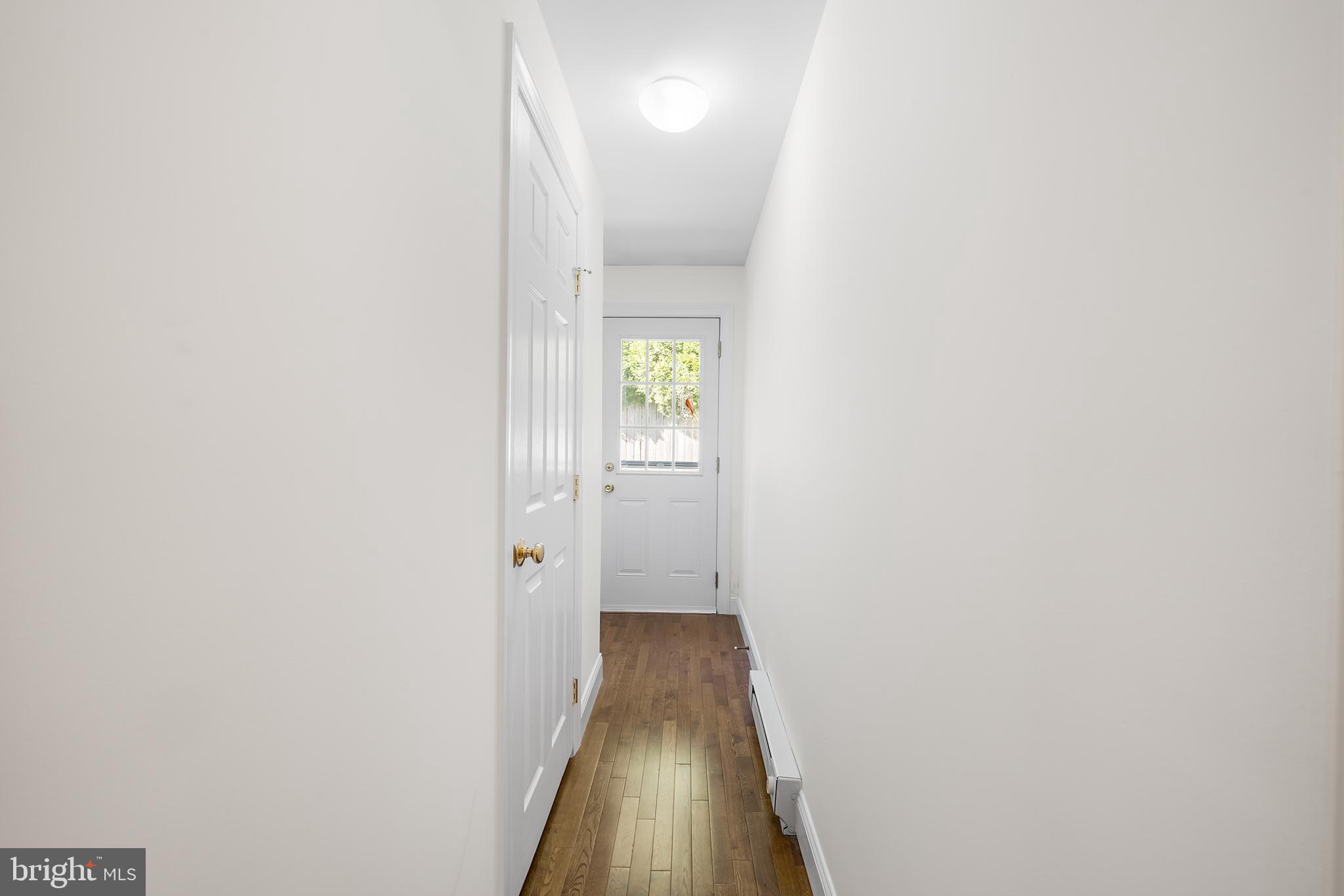 137 Barcladen Road Bryn Mawr, PA 19010 - Photo 20 of 36 Additional side entrance off hallway