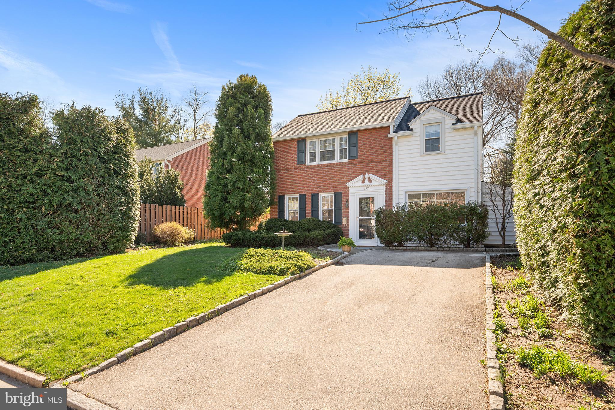 137 Barcladen Road Bryn Mawr, PA 19010 - Photo 35 of 36 Welcome home!