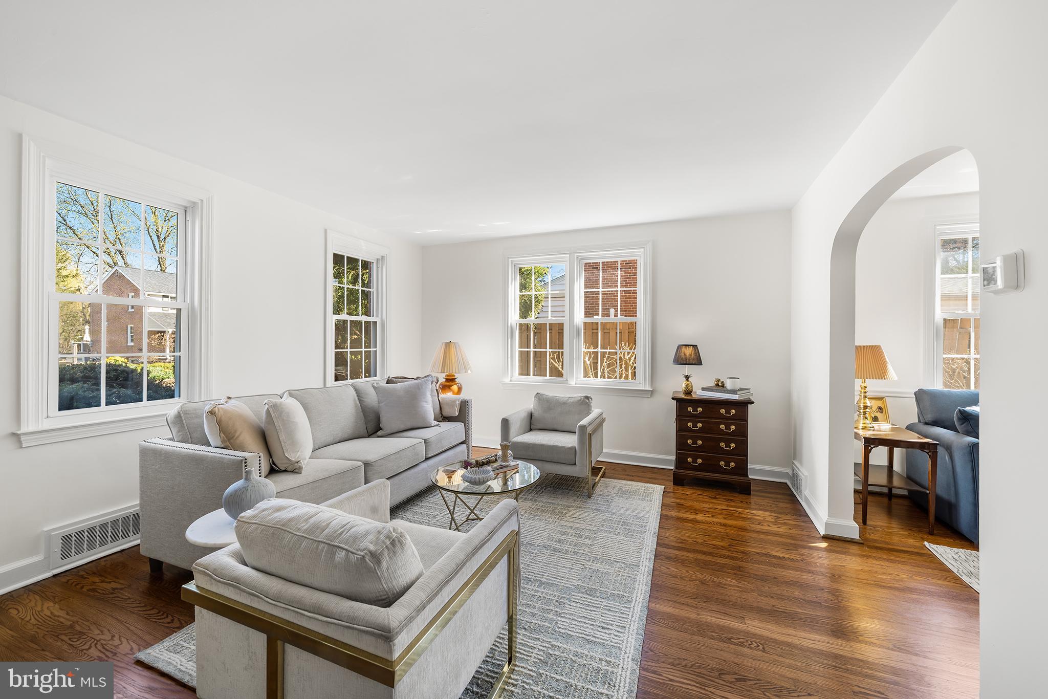 137 Barcladen Road Bryn Mawr, PA 19010 - Photo 5 of 36 Sun-filled formal living room