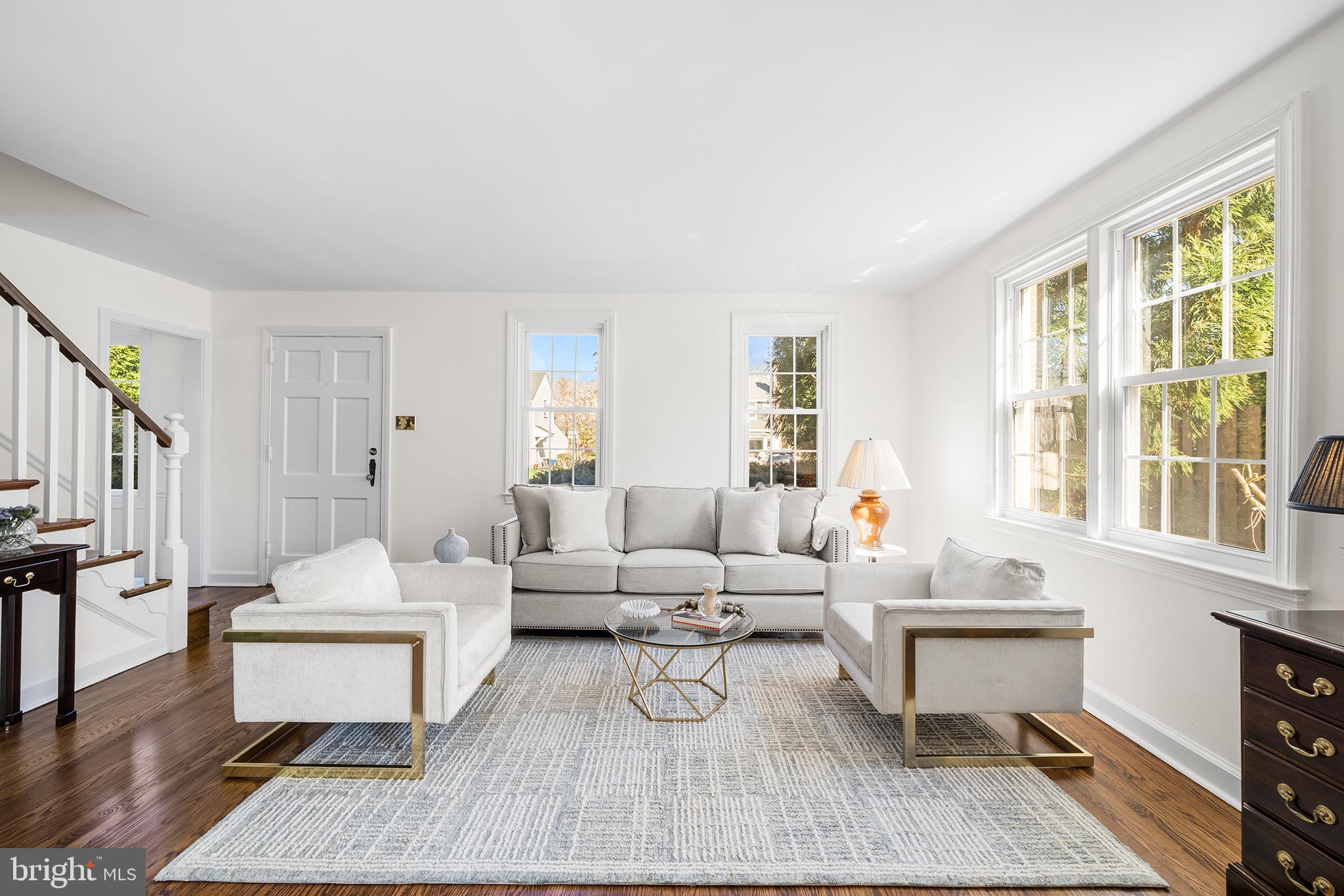 137 Barcladen Road Bryn Mawr, PA 19010 - Photo 6 of 36 Freshly painted throughout