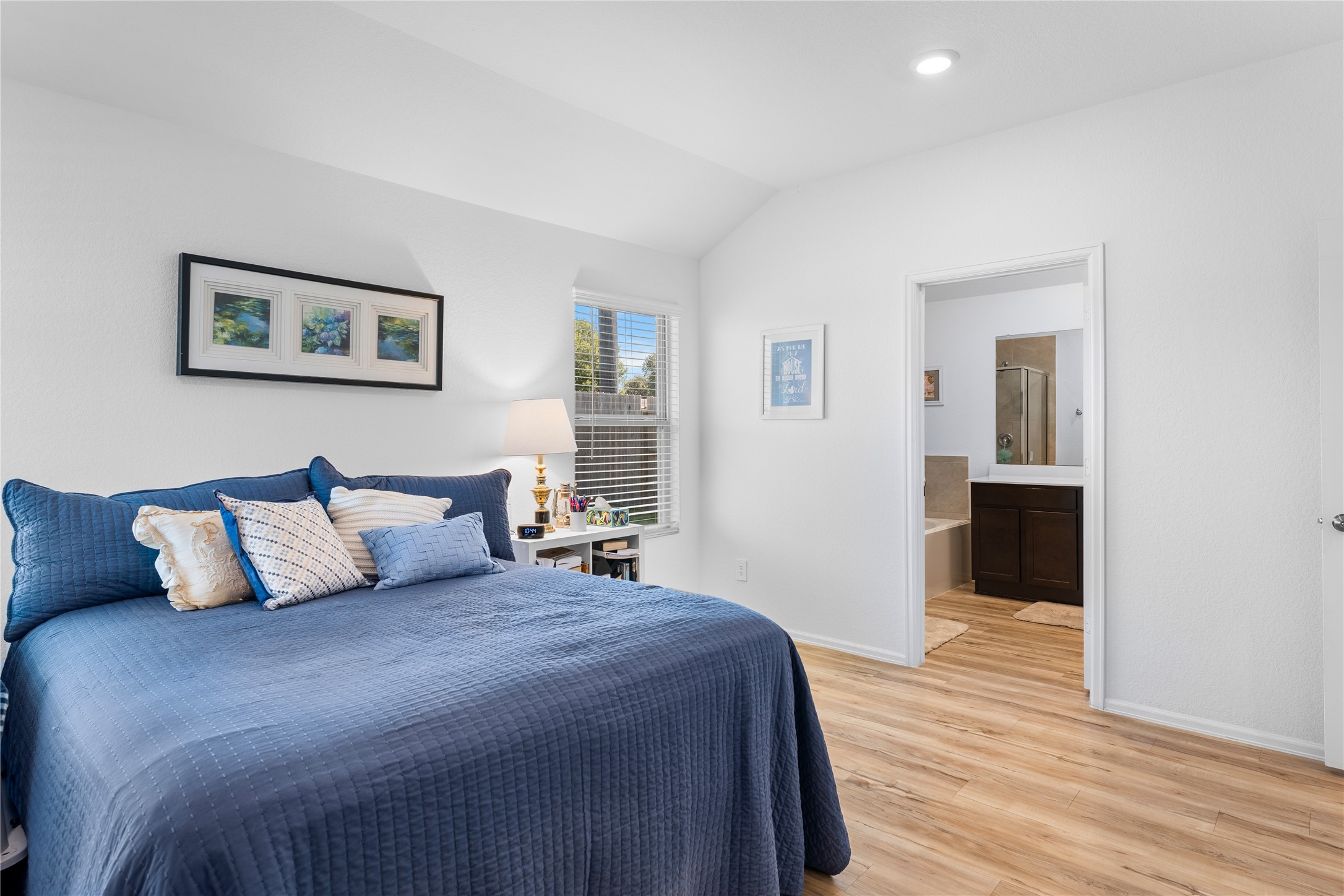 23922 Steep Climb Drive Hockley, TX 77447 - Photo 12 of 29 Primary bedroom