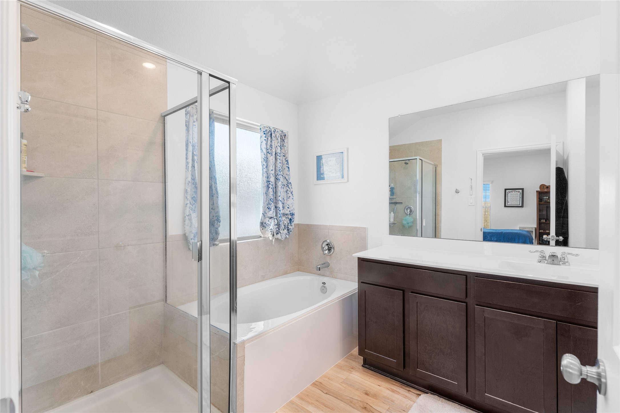 23922 Steep Climb Drive Hockley, TX 77447 - Photo 13 of 29 Primary bathroom