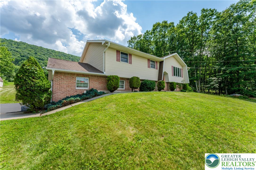 590 Airport Road Ashland, PA 17921 - Photo 2 of 51