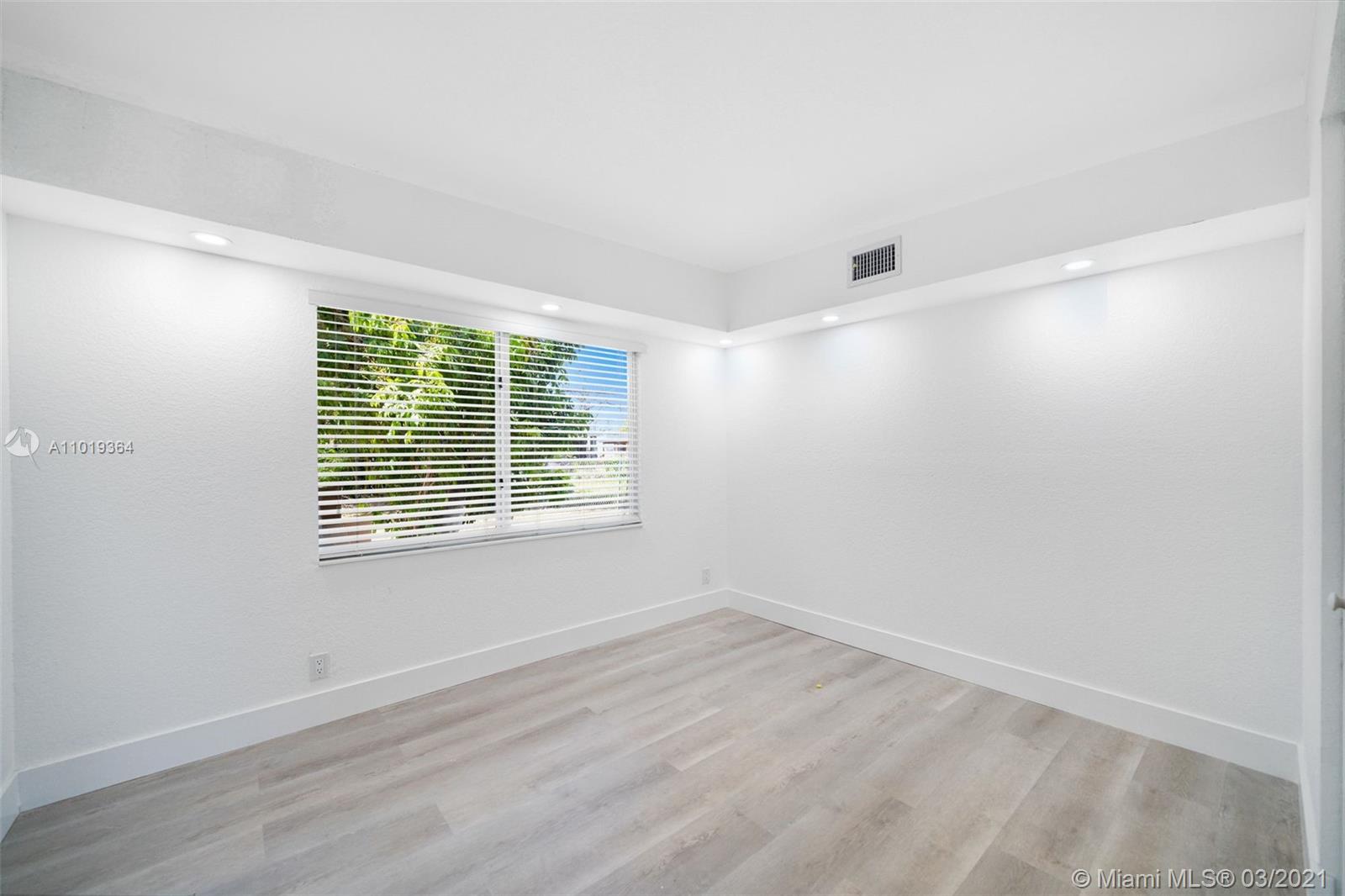 28940 Maine Road Homestead, FL 33033 - Photo 10 of 17 Gallery Image 10